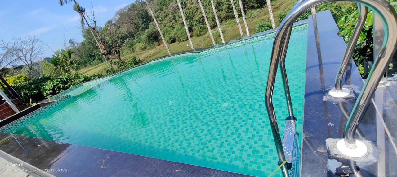 מדיקרי Pool Side Villa'S Of Coorg מראה חיצוני תמונה